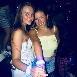 Meet your Posher, Sam